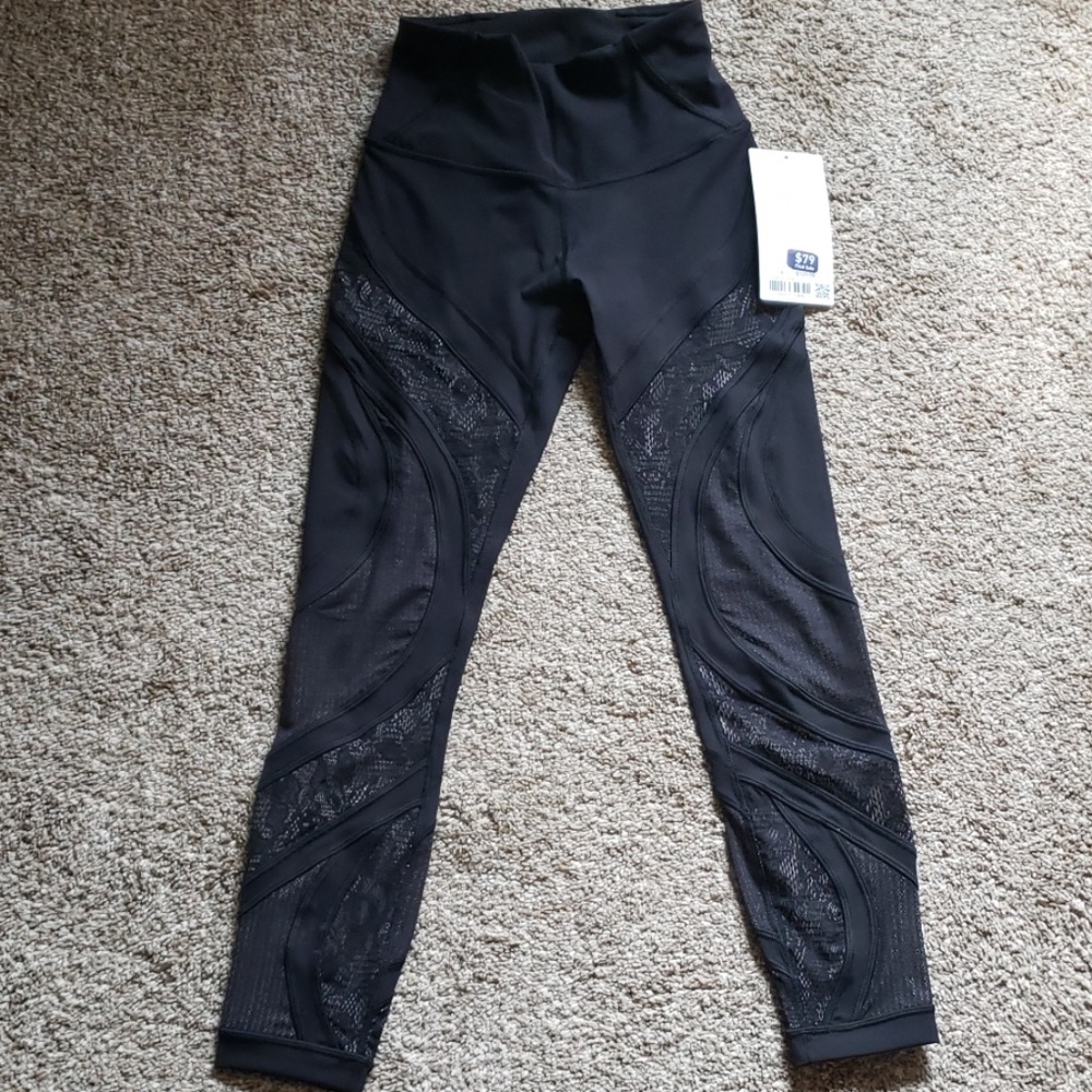 Lululemon wunder under tight leggings